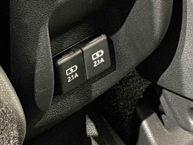 ロッキープレミアムＧ　電動パーキングブレーキ　ブレーキホールドＬＥＤヘッドランプ・フォグランプ　全車速追従機能付アダプティブクルーズコントロール　レーンキープコントロール　ブラインドスポットモニター　１７インチアルミホイール　シートヒーター（広島県）の中古車