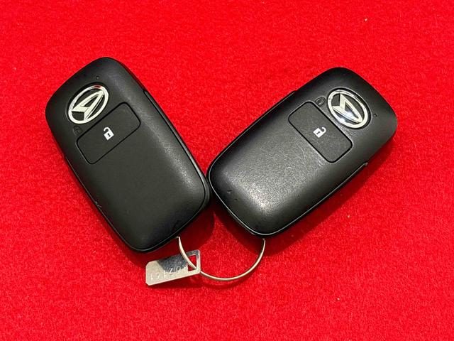 ロッキープレミアムＧ　電動パーキングブレーキ　ブレーキホールドＬＥＤヘッドランプ・フォグランプ　全車速追従機能付アダプティブクルーズコントロール　レーンキープコントロール　ブラインドスポットモニター　１７インチアルミホイール　シートヒーター（広島県）の中古車