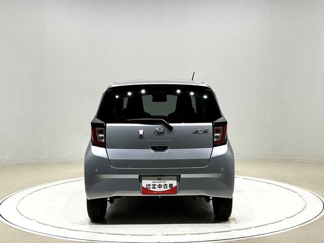 ミライースＸ　リミテッドＳＡIII　バックカメラ　マニュアルエアコンＬＥＤヘッドランプ　セキュリティアラーム　コーナーセンサー　１４インチフルホイールキャップ　キーレスエントリー　電動格納式ドアミラー　ショツピングフック　マニュアルエアコン（広島県）の中古車