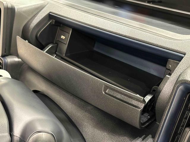 タントＸ　　運転席助手席シートヒーター　キーフリーシステムＬＥＤオートライト　パワースライドドアウェルカムオープン機能　電動格納式ドアミラー　助手席ロングスライド　助手席イージークローザー　バックカメラ　オートハイビーム　衝突回避支援ブレーキ　衝突警報機能（広島県）の中古車