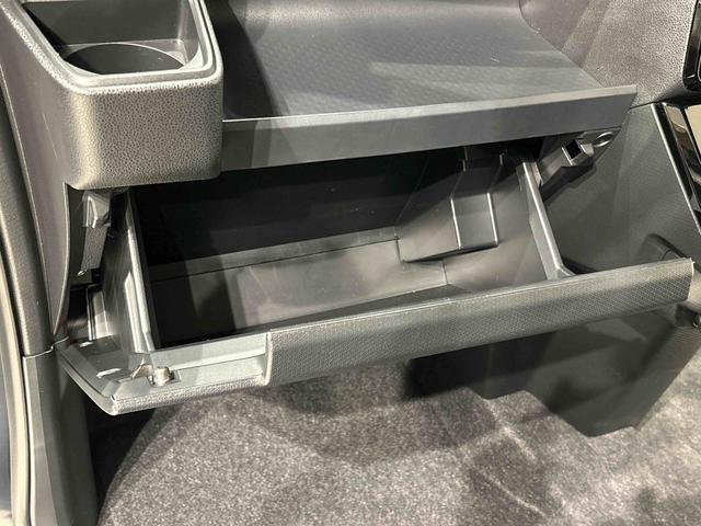 タントカスタムＲＳＬＥＤオートライト　パワースライドドアウェルカムオープン機能　電動パーキングブレーキ　運転席助手席シートヒーター　アルミホイール　キーフリーシステム　　オート電動格納式ドアミラー（広島県）の中古車