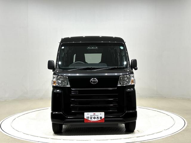 ハイゼットカーゴＤＸ　２ＷＤ　ＣＶＴ　コーナーセンサー　　キーレスエントリーキーレスエントリー　マニュアルエアコン　運転席・助手席パワーウインドウ　オートライト　ハンド式サイドブレーキ　ハロゲンヘッドライト　アイドリングストップ機能　　　テンパータイヤ（広島県）の中古車