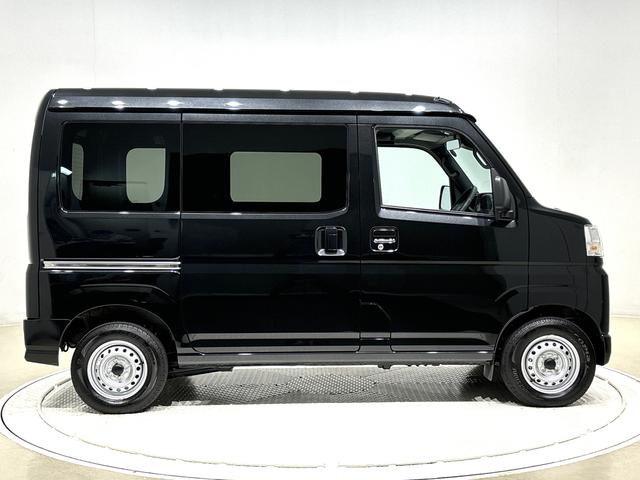 ハイゼットカーゴＤＸ　２ＷＤ　ＣＶＴ　コーナーセンサー　　キーレスエントリーキーレスエントリー　マニュアルエアコン　運転席・助手席パワーウインドウ　オートライト　ハンド式サイドブレーキ　ハロゲンヘッドライト　アイドリングストップ機能　　　テンパータイヤ（広島県）の中古車