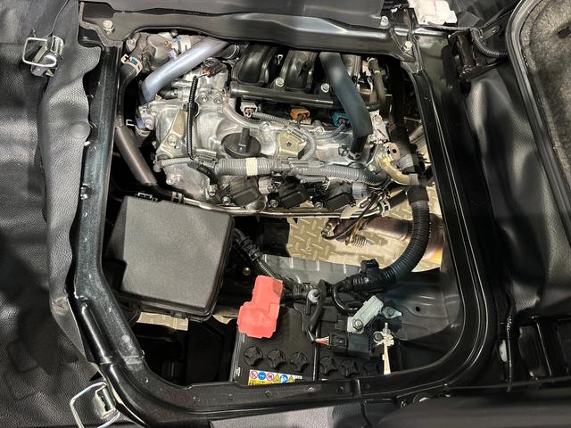 ハイゼットカーゴＤＸ　２ＷＤ　ＣＶＴ　コーナーセンサー　　キーレスエントリーキーレスエントリー　マニュアルエアコン　運転席・助手席パワーウインドウ　オートライト　ハンド式サイドブレーキ　ハロゲンヘッドライト　アイドリングストップ機能　　　テンパータイヤ（広島県）の中古車