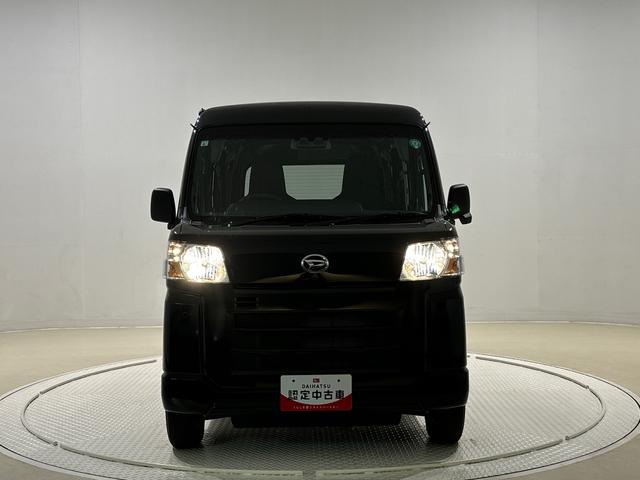 ハイゼットカーゴＤＸ　２ＷＤ　ＣＶＴ　コーナーセンサー　　キーレスエントリーキーレスエントリー　マニュアルエアコン　運転席・助手席パワーウインドウ　オートライト　ハンド式サイドブレーキ　ハロゲンヘッドライト　アイドリングストップ機能　　　テンパータイヤ（広島県）の中古車