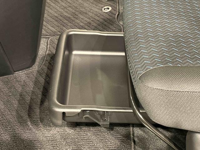 トールカスタムＧ　ターボ　全車速追従機能付ＡＣＣ　キーフリーバックカメラ　ステアリングスイッチ　両側電動スライドドア　電動パーキングブレーキブレーキ　オートブレーキホールド機能　オートライト　運転席シートリフター　チルトステアリング　ＬＥＤヘッドランプ（広島県）の中古車
