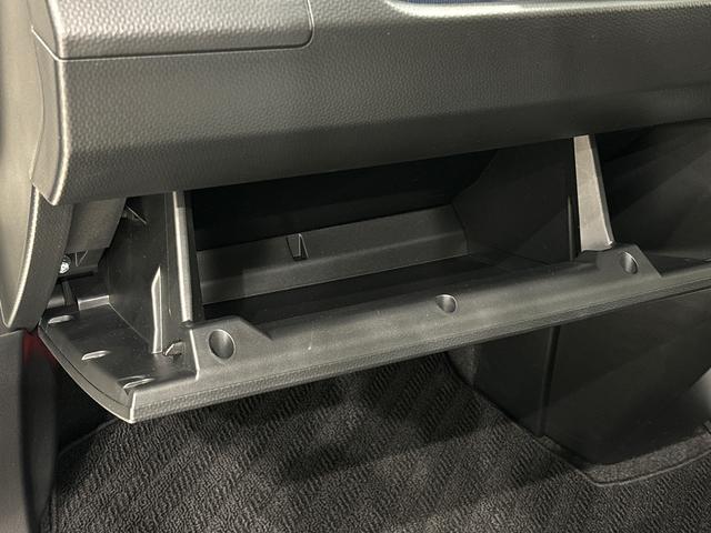 トールカスタムＧ　ターボ　全車速追従機能付ＡＣＣ　キーフリーバックカメラ　ステアリングスイッチ　両側電動スライドドア　電動パーキングブレーキブレーキ　オートブレーキホールド機能　オートライト　運転席シートリフター　チルトステアリング　ＬＥＤヘッドランプ（広島県）の中古車