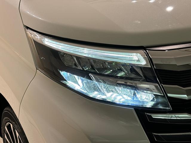 トールカスタムＧ　ターボ　全車速追従機能付ＡＣＣ　キーフリーバックカメラ　ステアリングスイッチ　両側電動スライドドア　電動パーキングブレーキブレーキ　オートブレーキホールド機能　オートライト　運転席シートリフター　チルトステアリング　ＬＥＤヘッドランプ（広島県）の中古車