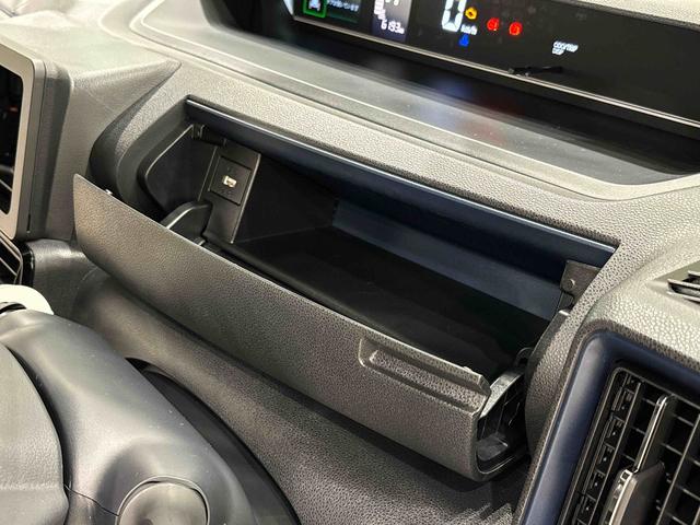 タントカスタムＲＳ　バックカメラ　電動パーキングブレーキＬＥＤオートライト　パワースライドドアウェルカムオープン機能　電動パーキングブレーキ　運転席助手席シートヒーター　アルミホイール　キーフリーシステム　　オート電動格納式ドアミラー（広島県）の中古車