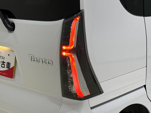 タントカスタムＲＳ　バックカメラ　電動パーキングブレーキＬＥＤオートライト　パワースライドドアウェルカムオープン機能　電動パーキングブレーキ　運転席助手席シートヒーター　アルミホイール　キーフリーシステム　　オート電動格納式ドアミラー（広島県）の中古車