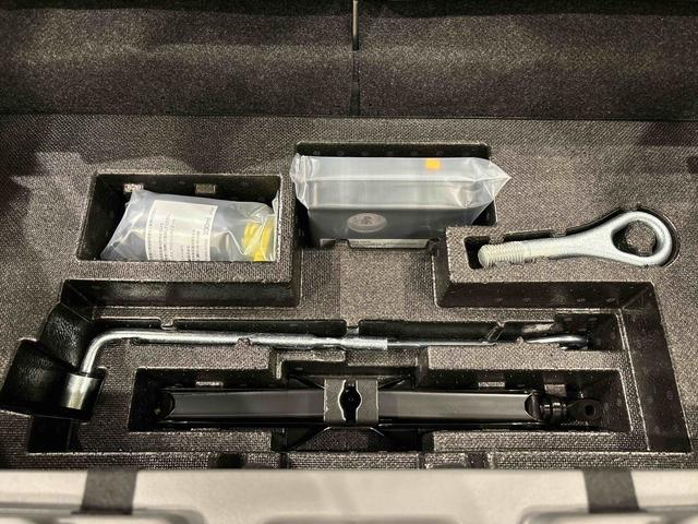 タフトＧ　ダーククロムベンチャー　バックカメラ　前席シートヒータースカイフィールトップ　クロムパック　メッキパック　シルバーアンダーガーニッシュ　インテリアアクセント　ＬＥＤオートハイビーム＆フォグランプ　電動パーキングブレーキ　バックカメラ　アルミホイール（広島県）の中古車