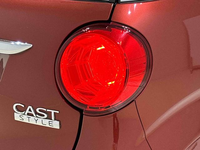 キャストスタイルＸ　リミテッド　ＳＡIII　キーフリーシステムマルチリフレクターハロゲンヘッドランプ　１５インチフルホイールキャップ　オートライト　プッシュボタンスタート　セキュリティアラーム　オートエアコン　オートライト　オートハイビーム　ステアリングスイッチ（広島県）の中古車