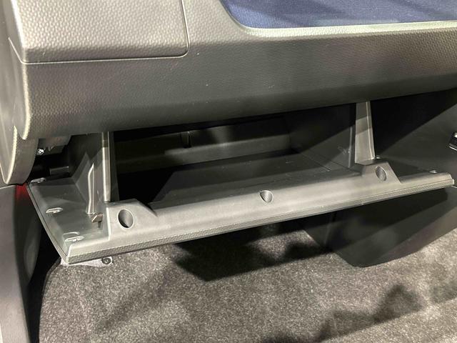 トールカスタムＧ　電動パーキングブレーキ　オートクルーズ純正ナビ装着用アップグレードパック　両側電動スライドドア　オートライト　運転席シートリフター　チルトステアリング　格納式リヤドアサンシェード　オートブレーキホールド機能　ＬＥＤヘッドランプ（広島県）の中古車
