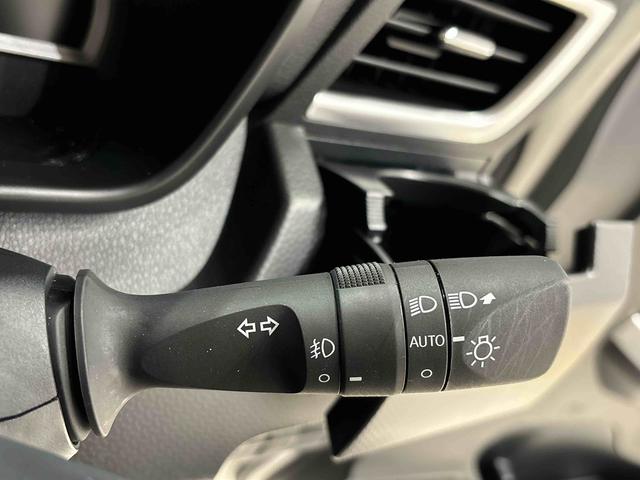 トールカスタムＧ　ターボＬＥＤヘッドランプ・フォグランプ　　１５インチアルミホイール　オートライト　プッシュボタンスタート　クルーズコントロール　　コーナーセンサー　パワースライドドア　キーフリーシステム（広島県）の中古車