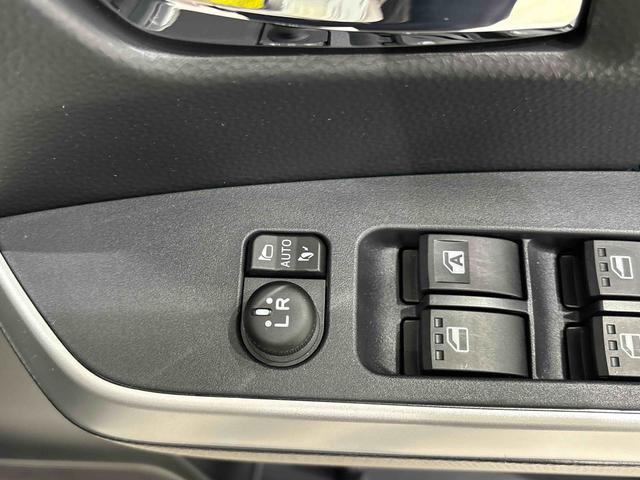 トールカスタムＧ　ターボＬＥＤヘッドランプ・フォグランプ　　１５インチアルミホイール　オートライト　プッシュボタンスタート　クルーズコントロール　　コーナーセンサー　パワースライドドア　キーフリーシステム（広島県）の中古車