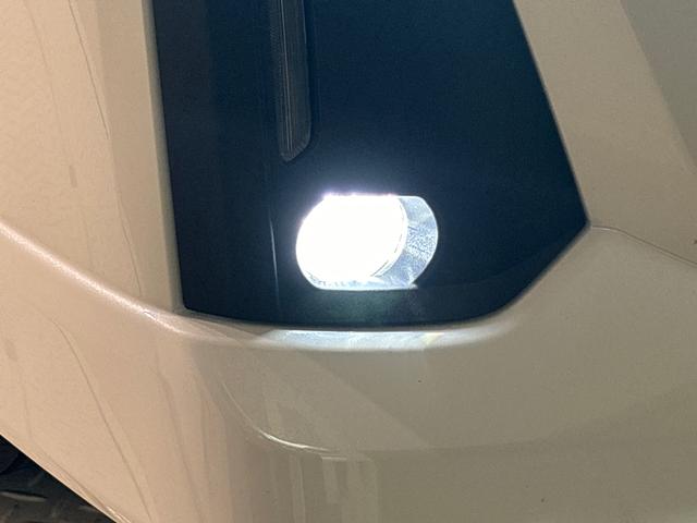 トールカスタムＧ　バックカメラ　クルーズコントロールＬＥＤヘッドランプ・フォグランプ　　アルミホイール　オートライト　プッシュボタンスタート　クルーズコントロール　　コーナーセンサー　パワースライドドア　キーフリーシステム（広島県）の中古車