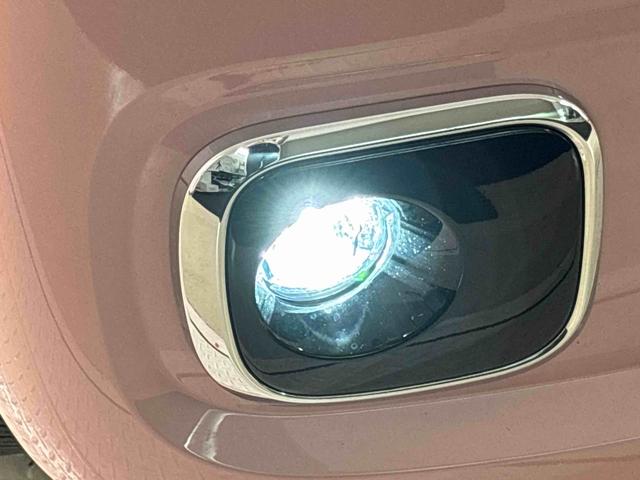 タントＸ　パノラマモニター　フォグランプ　両側パワースライドドアＬＥＤオートライト　パワースライドドアウェルカムオープン機能　電動パーキングブレーキ　運転席助手席シートヒーター　　フルホイールキャツプ　キーフリーシステム　　オート電動格納式ドアミラー（広島県）の中古車