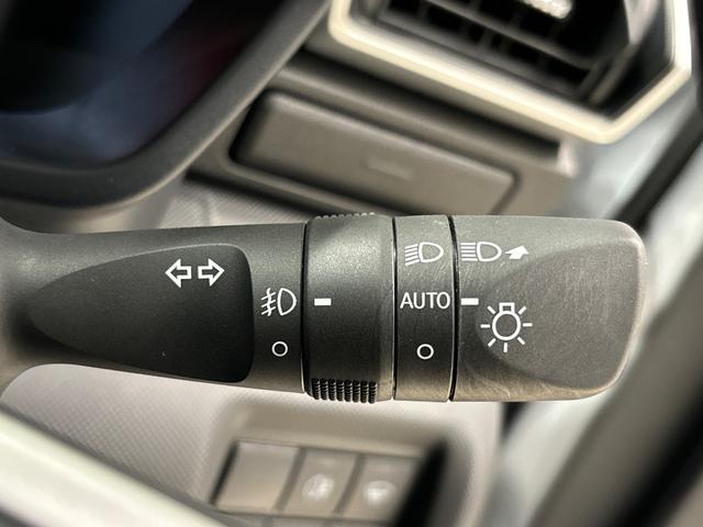 ロッキープレミアムＧＬＥＤヘッドランプ・フォグランプ　全車速追従機能付アダプティブクルーズコントロール　レーンキープコントロール　１７インチアルミホイール　シートヒーター　プッシュボタンスタート（広島県）の中古車