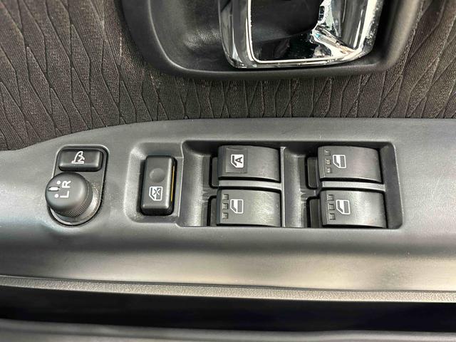 アトレーワゴンカスタムターボＲＳリミテッド　ＳＡIII　ナビ　ＥＴＣ車載器ＬＥＤヘッドランプ・フォグランプ　１３インチアルミホイール　セキュリティアラーム　コーナーセンサー　ルーフエンドスポイラー　荷室ＬＥＤランプ　パワースライドドア（左側）（広島県）の中古車