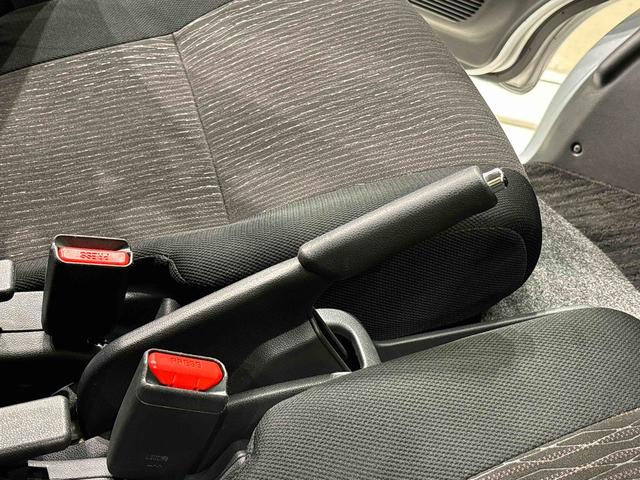 アトレーワゴンカスタムターボＲＳリミテッド　ＳＡIII　ナビ　ＥＴＣ車載器ＬＥＤヘッドランプ・フォグランプ　１３インチアルミホイール　セキュリティアラーム　コーナーセンサー　ルーフエンドスポイラー　荷室ＬＥＤランプ　パワースライドドア（左側）（広島県）の中古車