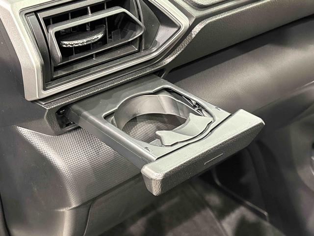 ロッキープレミアムＧＬＥＤヘッドランプ・フォグランプ　全車速追従機能付アダプティブクルーズコントロール　レーンキープコントロール　　１７インチアルミホイール　シートヒーター（広島県）の中古車