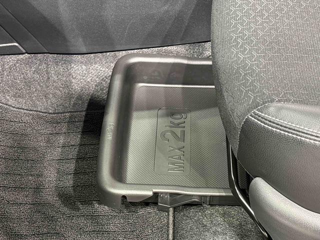 ロッキープレミアムＧＬＥＤヘッドランプ・フォグランプ　全車速追従機能付アダプティブクルーズコントロール　レーンキープコントロール　　１７インチアルミホイール　シートヒーター（広島県）の中古車