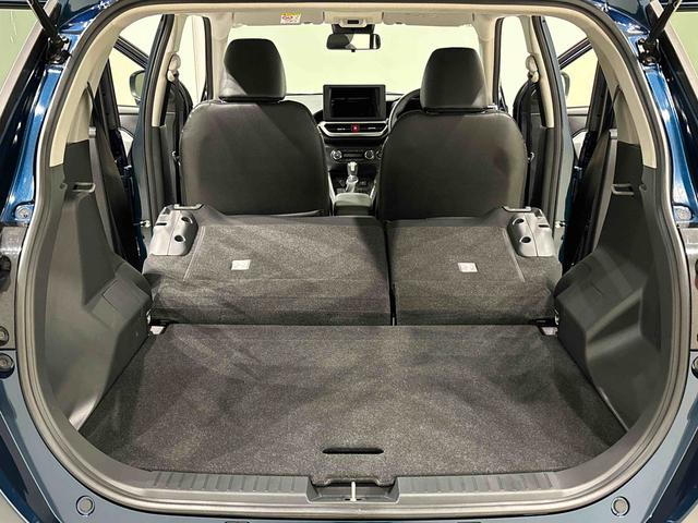 ロッキープレミアムＧＬＥＤヘッドランプ・フォグランプ　全車速追従機能付アダプティブクルーズコントロール　レーンキープコントロール　　１７インチアルミホイール　シートヒーター（広島県）の中古車