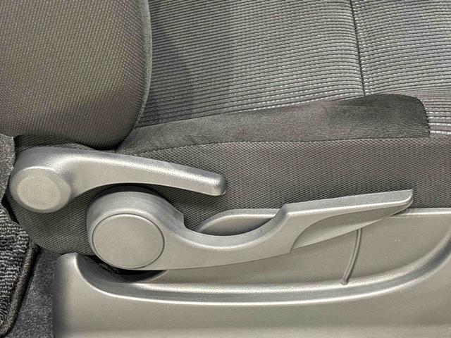 ムーヴＸリミテッドII　ＳＡIII　バックカメラ　オートエアコン運転席シートヒーター　アルミホイール　オートライト　プッシュボタンスタート　セキュリティアラーム　キーフリーシステム　オート電動格納式ドアミラー　シートリフター（広島県）の中古車