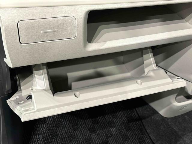ムーヴＸリミテッドII　ＳＡIII　バックカメラ　オートエアコン運転席シートヒーター　アルミホイール　オートライト　プッシュボタンスタート　セキュリティアラーム　キーフリーシステム　オート電動格納式ドアミラー　シートリフター（広島県）の中古車