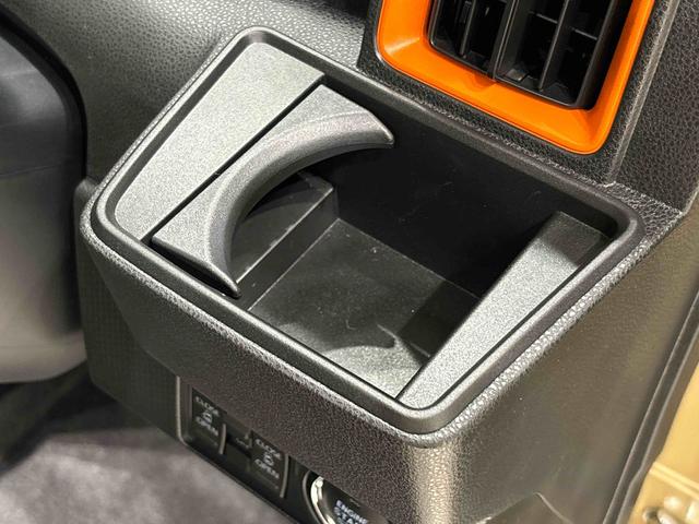 タントファンクロスターボ純正ナビ装着用アップグレードパック　両側電動スライドドア　運転席・助手席シートヒーター　運転席シートリフター　チルトステアリング　電動パーキングブレーキブレーキ　本革巻ステアリングホイール　キーフリー（広島県）の中古車