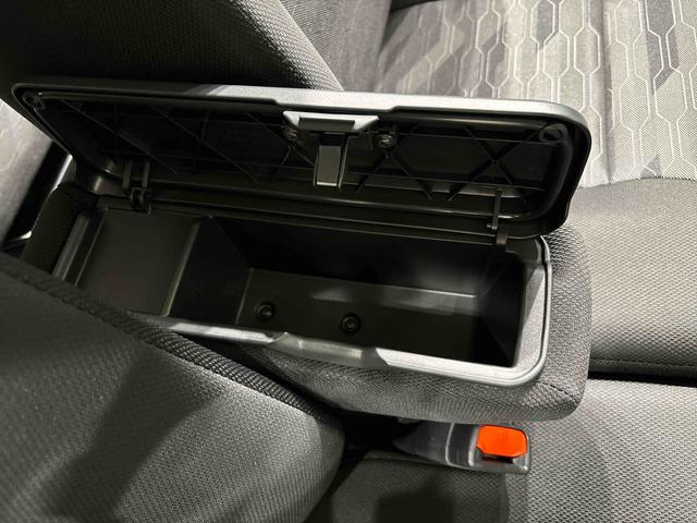 タントファンクロスターボ純正ナビ装着用アップグレードパック　両側電動スライドドア　運転席・助手席シートヒーター　運転席シートリフター　チルトステアリング　電動パーキングブレーキブレーキ　本革巻ステアリングホイール　キーフリー（広島県）の中古車