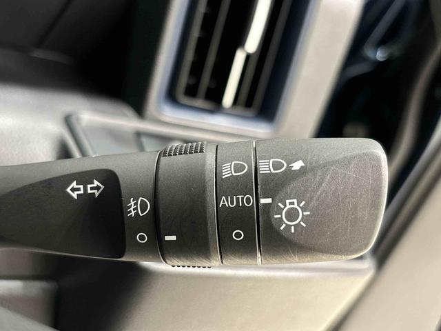 タントカスタムＲＳＬＥＤオートライト　パワースライドドアウェルカムオープン機能　電動パーキングブレーキ　運転席助手席シートヒーター　アルミホイール　キーフリーシステム　　オート電動格納式ドアミラー（広島県）の中古車