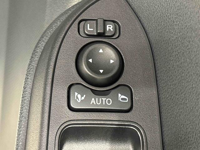 タントカスタムＲＳＬＥＤオートライト　パワースライドドアウェルカムオープン機能　電動パーキングブレーキ　運転席助手席シートヒーター　アルミホイール　キーフリーシステム　　オート電動格納式ドアミラー（広島県）の中古車