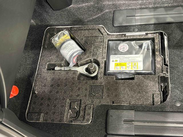 タントＸ　バックカメラ　片側電動スライドドア　両側シートヒーターＬＥＤオートライト　パワースライドドアウェルカムオープン機能　電動格納式ドアミラー　助手席ロングスライド　助手席イージークローザー　　セキュリティアラーム　キーフリーシステム（広島県）の中古車