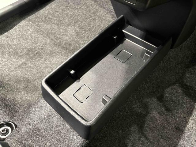 ミライースＸ　リミテッドＳＡIII　バックカメラ　オートライトＬＥＤヘッドランプ　セキュリティアラーム　コーナーセンサー　フルホイールキャップ　キーレスエントリー　電動格納式ドアミラー　ショツピングフック　マニュアルエアコン（広島県）の中古車