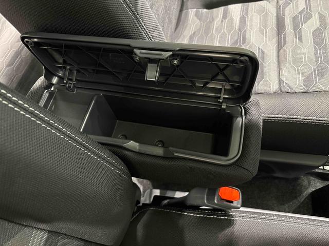タフトＧ　クロムベンチャー　電動パーキング　バックカメラスカイフィールトップ　クロムパック　メッキパック　シルバーアンダーガーニッシュ　インテリアアクセント　ＬＥＤオートライト＆フォグランプ　電動パーキングブレーキ　バックカメラ　アルミホイール（広島県）の中古車