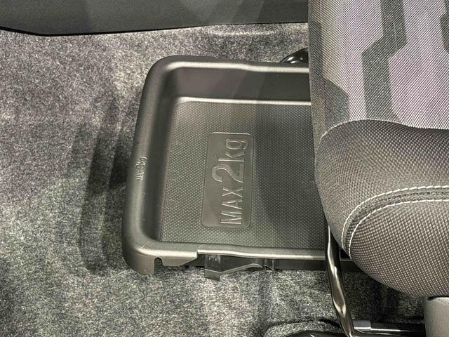タフトＧ　クロムベンチャー　電動パーキング　バックカメラスカイフィールトップ　クロムパック　メッキパック　シルバーアンダーガーニッシュ　インテリアアクセント　ＬＥＤオートライト＆フォグランプ　電動パーキングブレーキ　バックカメラ　アルミホイール（広島県）の中古車