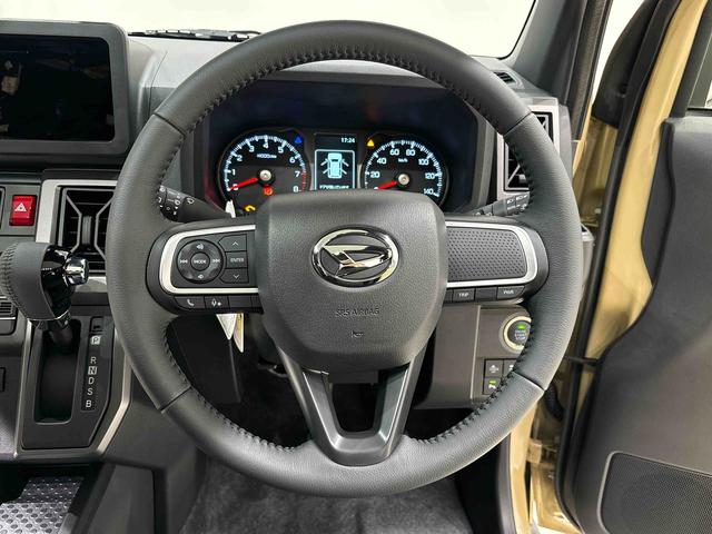 タフトＧ　ダーククロムベンチャー　運転席・助手席シートヒーター純正ナビ装着用アップグレードパック　本革巻ステアリングホイール　オートライト　運転席シートリフター　チルトステアリング　スカイフィールトップ　ＬＥＤヘッドランプ　ＬＥＤフォグランプ　キーフリーシステム（広島県）の中古車