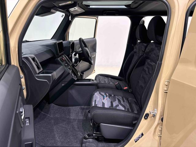 タフトＧ　ダーククロムベンチャー　運転席・助手席シートヒーター純正ナビ装着用アップグレードパック　本革巻ステアリングホイール　オートライト　運転席シートリフター　チルトステアリング　スカイフィールトップ　ＬＥＤヘッドランプ　ＬＥＤフォグランプ　キーフリーシステム（広島県）の中古車