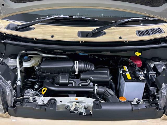 タフトＧ　ダーククロムベンチャー　運転席・助手席シートヒーター純正ナビ装着用アップグレードパック　本革巻ステアリングホイール　オートライト　運転席シートリフター　チルトステアリング　スカイフィールトップ　ＬＥＤヘッドランプ　ＬＥＤフォグランプ　キーフリーシステム（広島県）の中古車