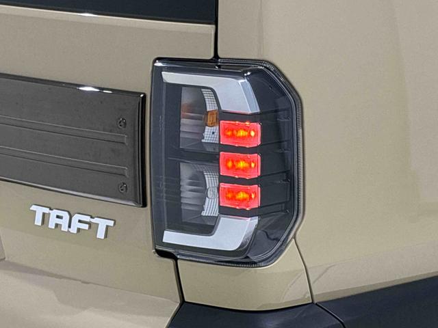 タフトＧ　ダーククロムベンチャー　運転席・助手席シートヒーター純正ナビ装着用アップグレードパック　本革巻ステアリングホイール　オートライト　運転席シートリフター　チルトステアリング　スカイフィールトップ　ＬＥＤヘッドランプ　ＬＥＤフォグランプ　キーフリーシステム（広島県）の中古車