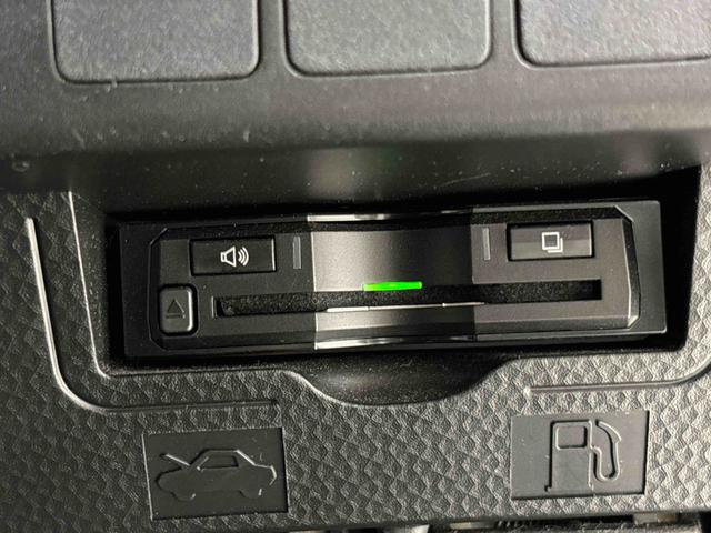 トールカスタムＧ　ターボ　ＳＡII　ナビ　ＥＴＣＬＥＤヘッドランプ・フォグランプ　　１５インチアルミホイール　オートライト　プッシュボタンスタート　クルーズコントロール　　パワースライドドア　キーフリーシステム（広島県）の中古車