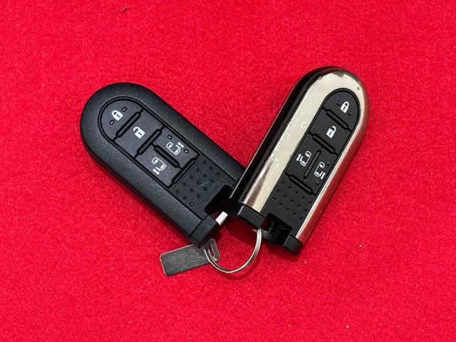 トールカスタムＧ　ターボ　ＳＡII　ナビ　ＥＴＣＬＥＤヘッドランプ・フォグランプ　　１５インチアルミホイール　オートライト　プッシュボタンスタート　クルーズコントロール　　パワースライドドア　キーフリーシステム（広島県）の中古車