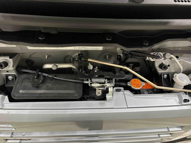 ハイゼットカーゴＤＸ　２ＷＤ　マニュアルエアコン　アイドリングストップハロゲンヘッドランプ　トップシェイドガラス　荷室ランプ　コーナーセンサー　ＡＭ・ＦＭラジオ　テンパータイヤ　マニュアルエアコン　アイドリングストップ（広島県）の中古車