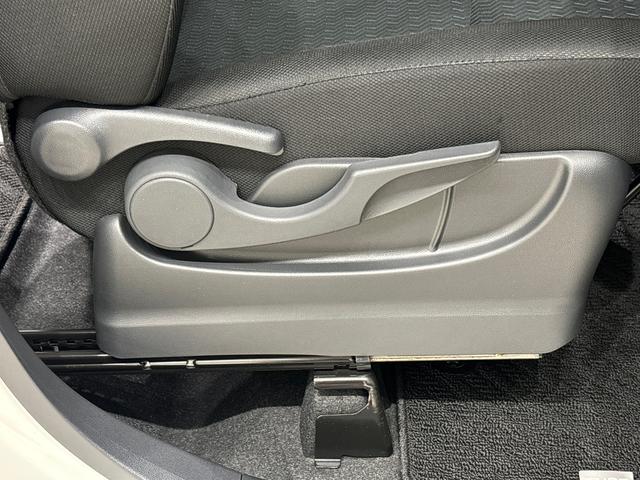 トールカスタムＧ　ターボ　電動パーキングブレーキ　アルミホイールＬＥＤヘッドランプ・フォグランプ　　アルミホイール　オートライト　プッシュボタンスタート　オートエアコン　クルーズコントロール　　コーナーセンサー　両側パワースライドドア　キーフリーシステム（広島県）の中古車