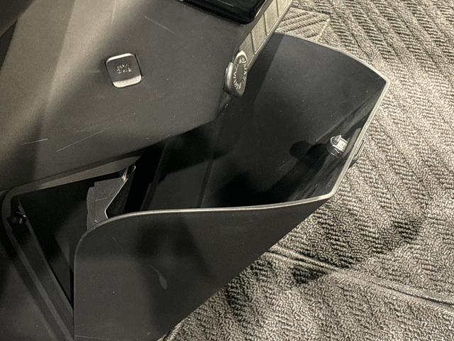 トールカスタムＧ　ターボ　電動パーキングブレーキ　アルミホイールＬＥＤヘッドランプ・フォグランプ　　アルミホイール　オートライト　プッシュボタンスタート　オートエアコン　クルーズコントロール　　コーナーセンサー　両側パワースライドドア　キーフリーシステム（広島県）の中古車