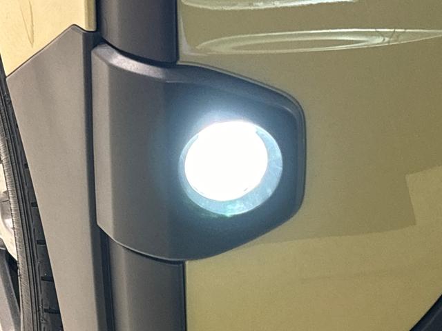 タントファンクロスターボ　バックカメラ　電動パーキングブレーキＬＥＤオートライト　パワースライドドアウェルカムオープン機能　電動パーキングブレーキ　運転席助手席シートヒーター　アルミホイール　キーフリーシステム　　オート電動格納式ドアミラー（広島県）の中古車