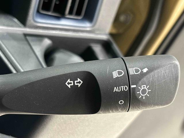 タントＸＬＥＤオートライト　パワースライドドアウェルカムオープン機能　電動パーキングブレーキ　運転席助手席シートヒーター　　フルホイールキャツプ　キーフリーシステム　　オート電動格納式ドアミラー（広島県）の中古車