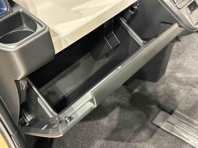 タントＸＬＥＤオートライト　パワースライドドアウェルカムオープン機能　電動パーキングブレーキ　運転席助手席シートヒーター　　フルホイールキャツプ　キーフリーシステム　　オート電動格納式ドアミラー（広島県）の中古車
