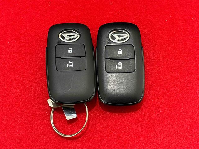 タントＸＬＥＤオートライト　パワースライドドアウェルカムオープン機能　電動パーキングブレーキ　運転席助手席シートヒーター　　フルホイールキャツプ　キーフリーシステム　　オート電動格納式ドアミラー（広島県）の中古車